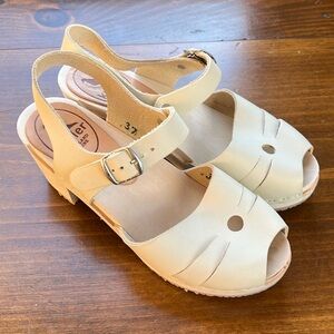 Kurier Luna Sandals Leather Sling Back Wooden Clog Heels Women’s USA Mad…